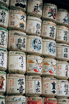  华润啤酒全年业绩承压；白酒布局面临调整；啤酒主业展现韧性。 股票财经