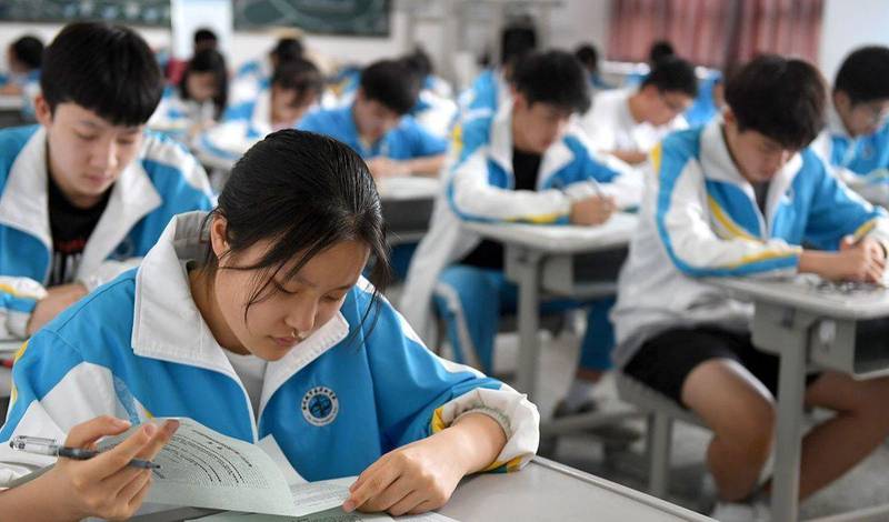  焦虑家长们的育儿指南：如何看待义务教育均衡分班新政 教育招生