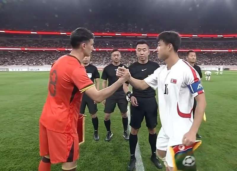  赛场惊魂：U23国足的生死博弈与新星闪耀 体育新闻