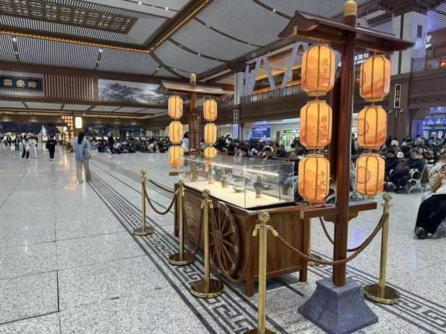  候车室里的博物馆效应：从耀州瓷展看交通枢纽的文化突围 文化旅游