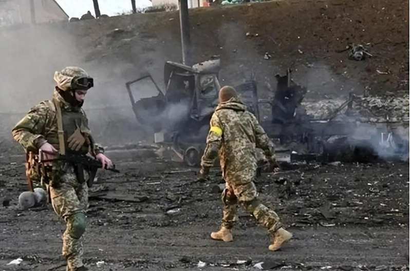  【战略复盘】卢甘斯克攻坚战：50个月消耗战中的俄军决策逻辑 新闻