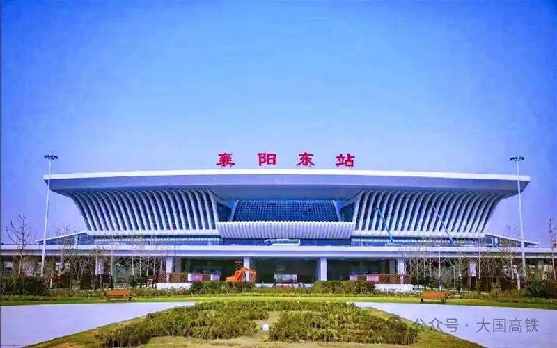  技术拆解：湖北北上高铁「三线并进」如何重塑国家高铁网络底层逻辑 新闻