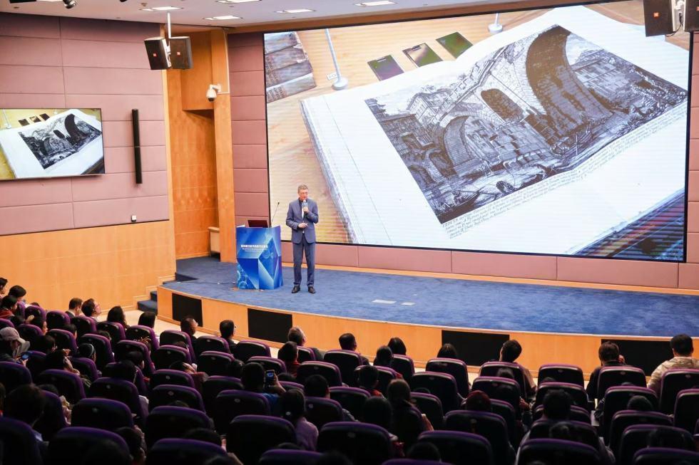  从分子生物学到科学领袖：帕特里克·克莱默的跨学科探索启示录 汽车科技