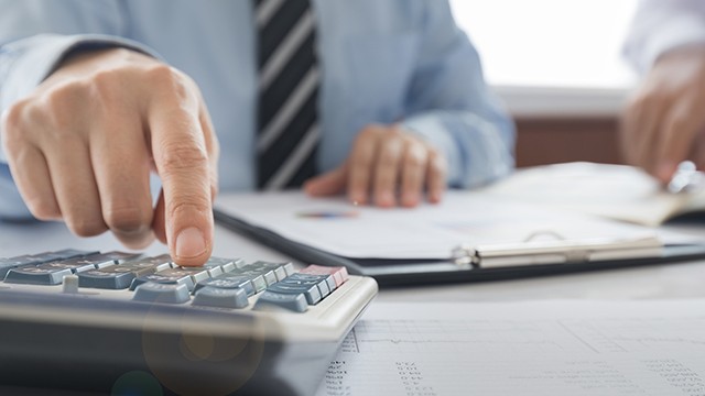  【深度剖析】南都电源业绩变脸：华铂再生资源歇业背后的产业困局与资产减值风暴 股票财经